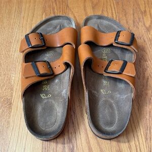 Birkenstock Arizona Leather Buckle Sandals Adj strap Unisex EU38 Mens 5 Ladies 7